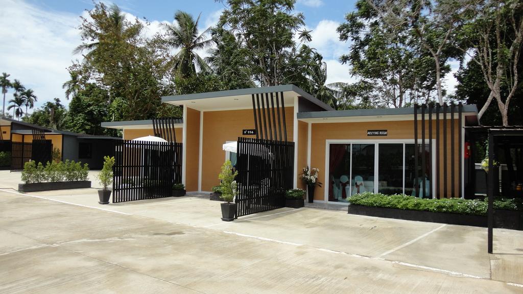 Love You Resort Chumphon Bagian luar foto