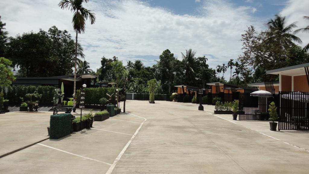 Love You Resort Chumphon Bagian luar foto