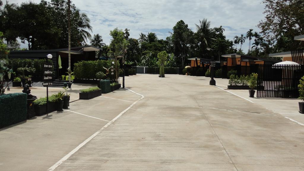 Love You Resort Chumphon Bagian luar foto